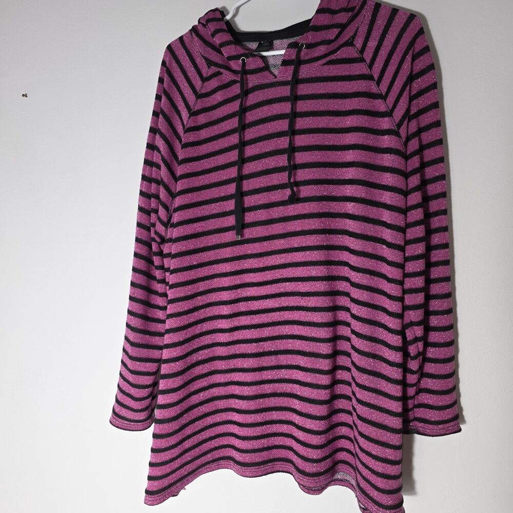 Ave Leisure Womans Pull Over Top Hood Plus Size 22/24‎ Purple Black Striped